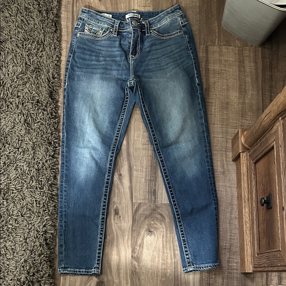 Vigoss Women's Skinny Jeans in Classic Blue